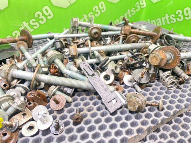 Болты, 2300 рублей, Калининград