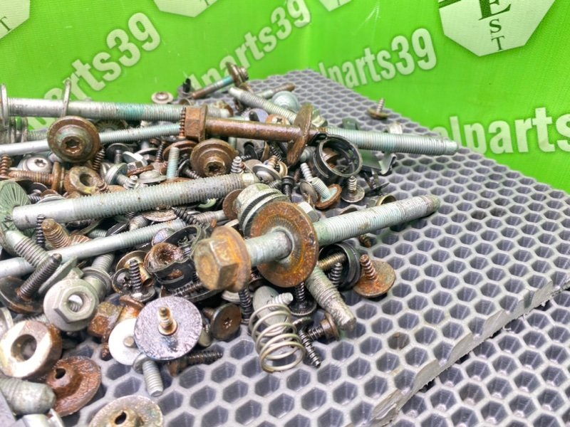 Болты, 2300 рублей, Калининград