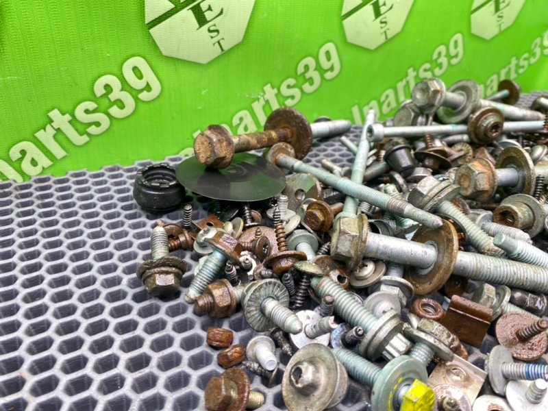 Болты, 2300 рублей, Калининград