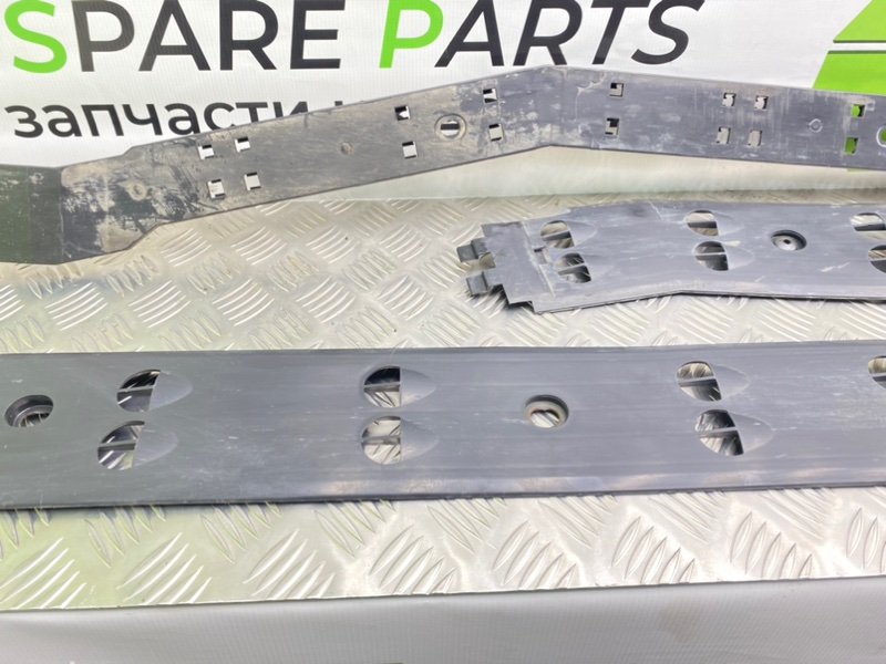 Кронштейны, 2100 рублей, Калининград