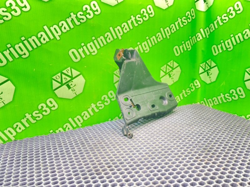 Кронштейн бампера, 1300 рублей, Калининград