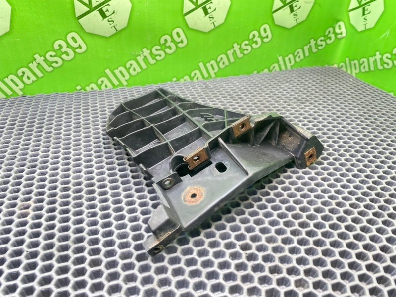 Кронштейн бампера, 1300 рублей, Калининград