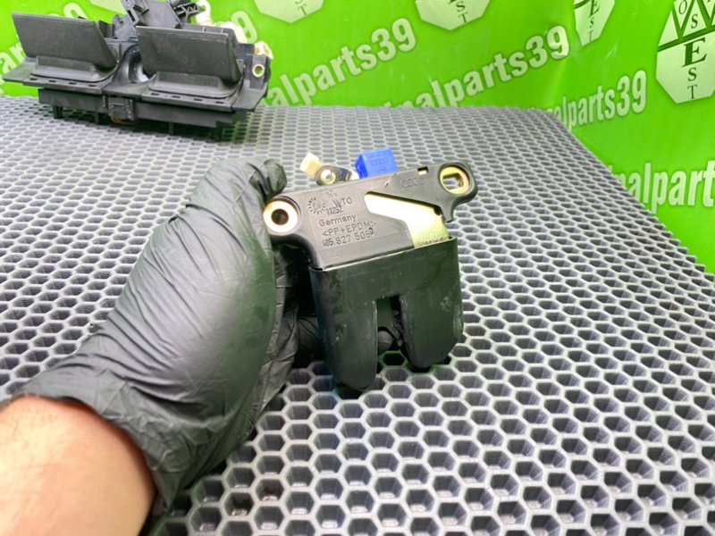 Ручка багажника, 1900 рублей, Калининград