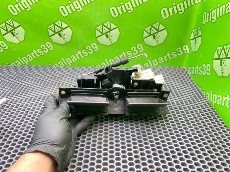 Ручка багажника, 1900 рублей, Калининград