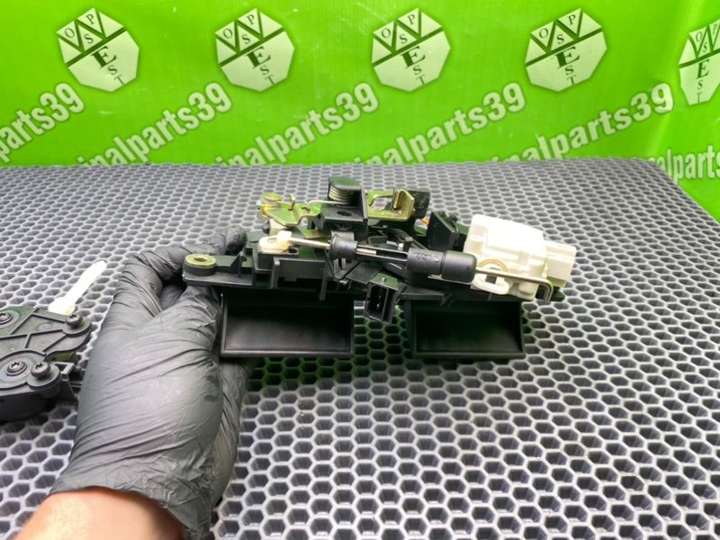 Ручка багажника, 1900 рублей, Калининград