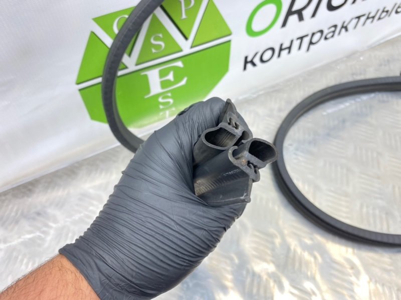 Уплотнители капота, 2600 рублей, Калининград