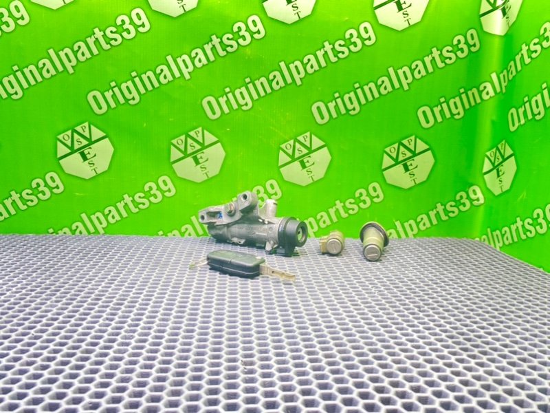 Комплект замков, 4600 рублей, Калининград