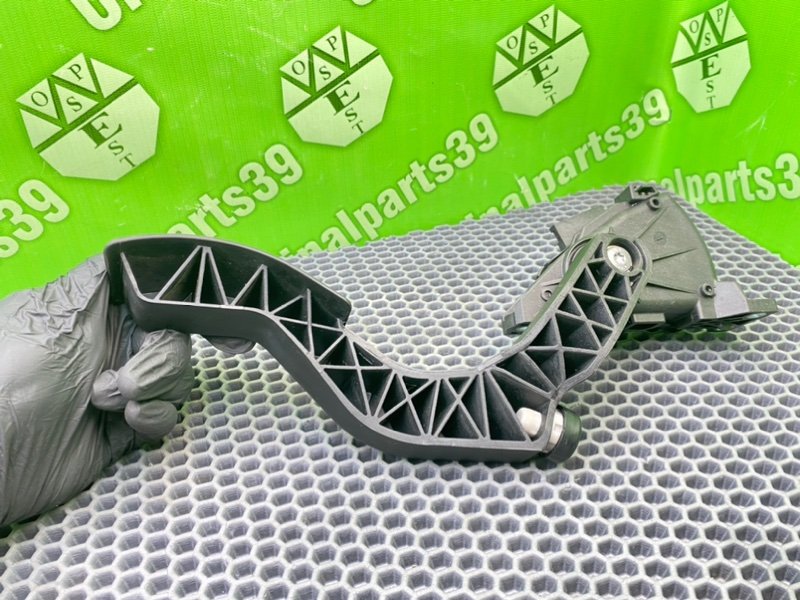 Педаль газа, 1700 рублей, Калининград