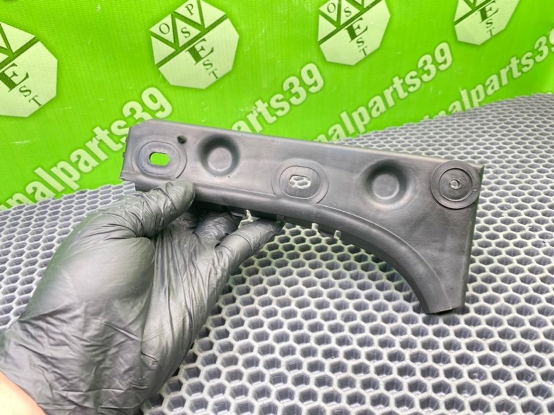 Кронштейн бампера, 1300 рублей, Калининград