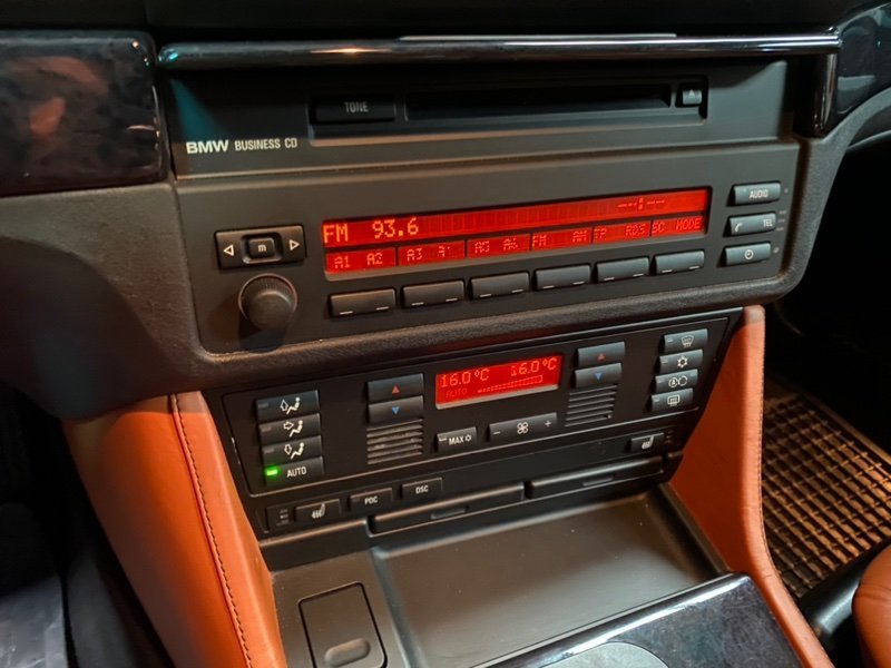 Магнитола, 1400 рублей, Калининград