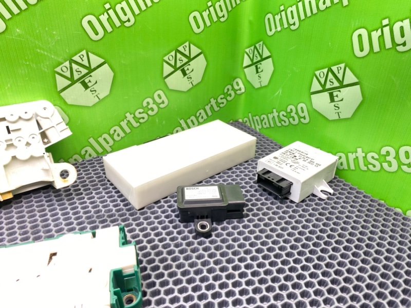 Блоки, 1700 рублей, Калининград