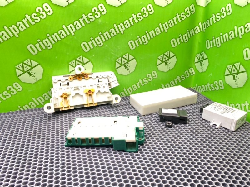 Блоки, 1700 рублей, Калининград