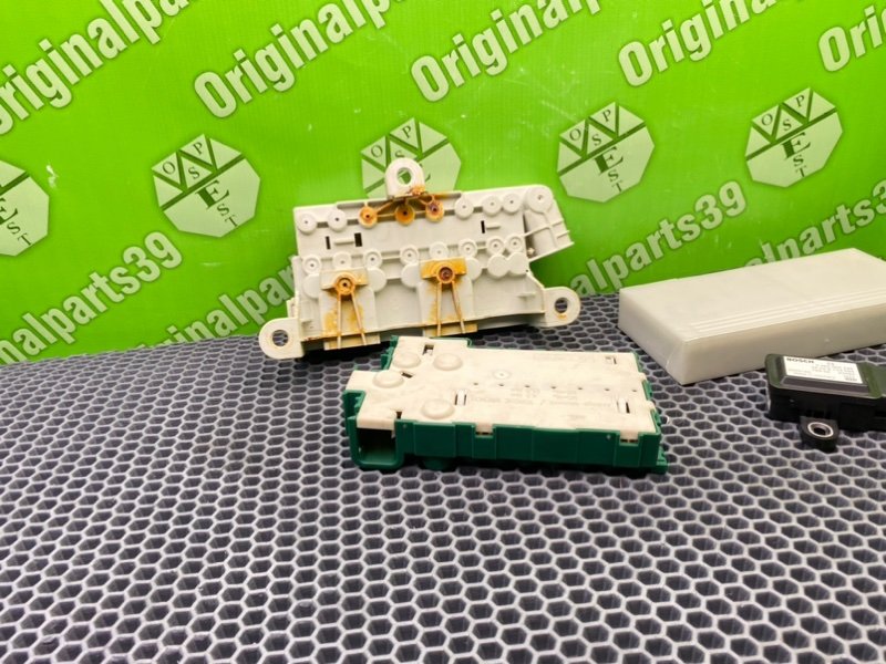 Блоки, 1700 рублей, Калининград