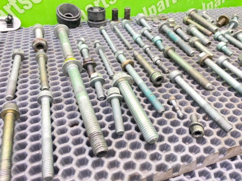 Болты двигателя, 2200 рублей, Калининград