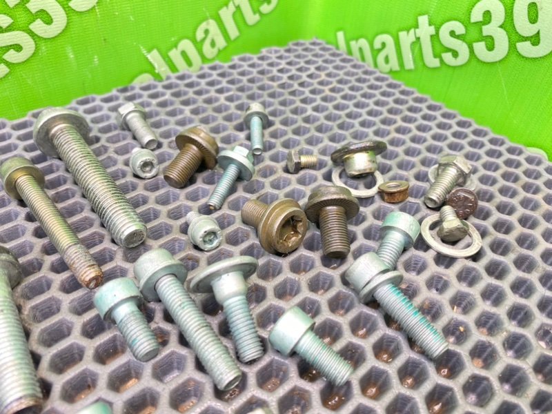 Болты двигателя, 2200 рублей, Калининград