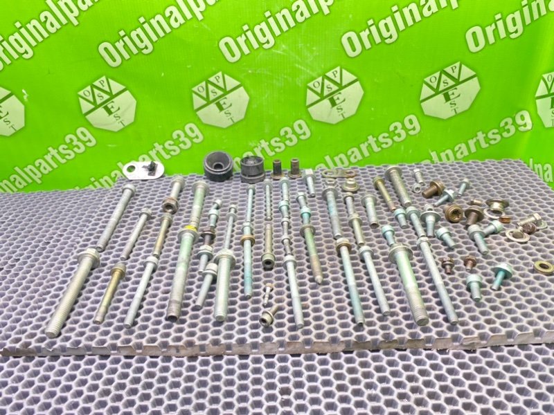 Болты двигателя, 2200 рублей, Калининград