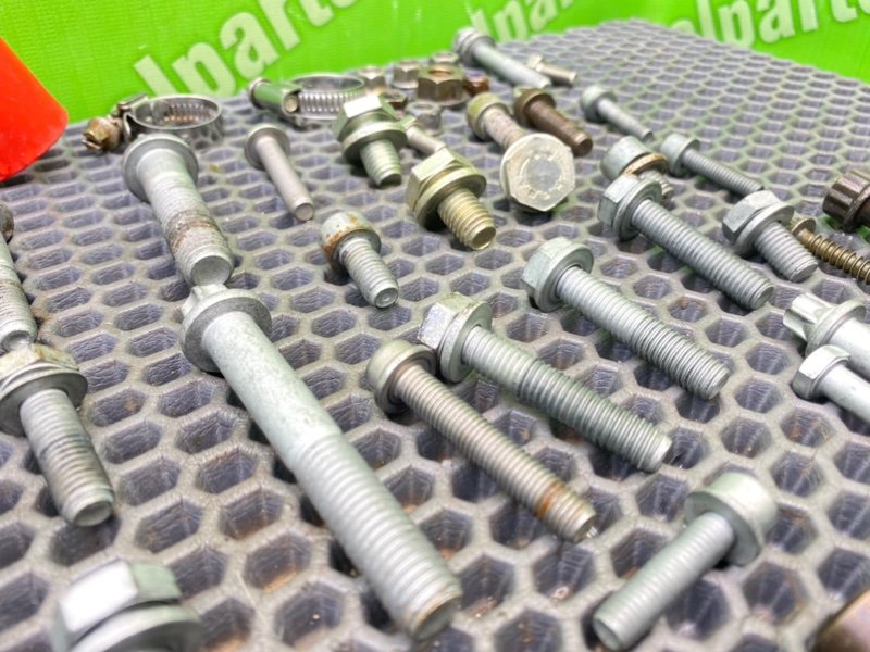 Болты двигателя, 2200 рублей, Калининград