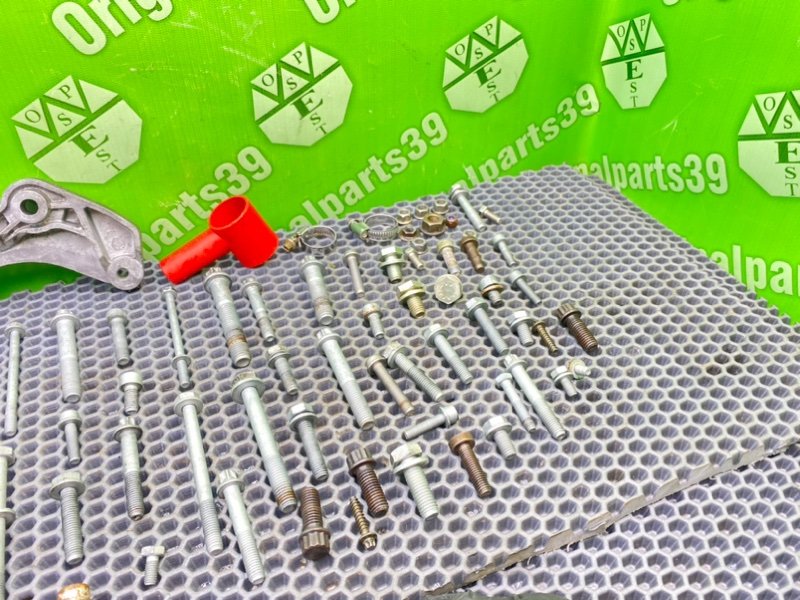 Болты двигателя, 2200 рублей, Калининград