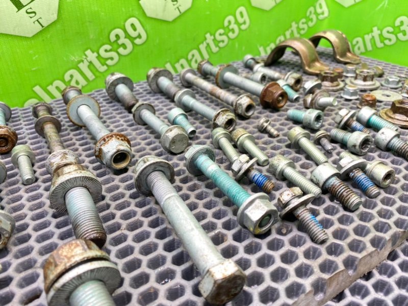 Болты подвески, 2200 рублей, Калининград