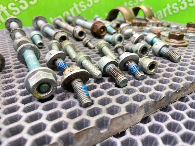 Болты подвески, 2200 рублей, Калининград