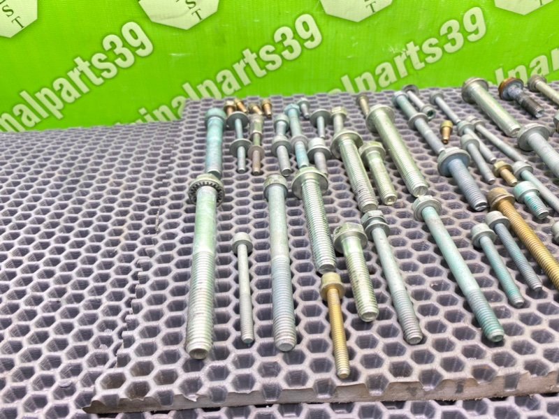 Болты двигателя, 1700 рублей, Калининград