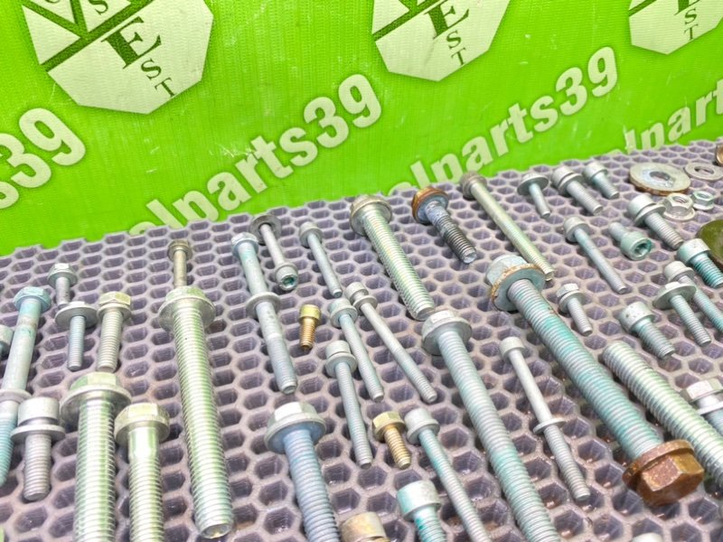 Болты двигателя, 1700 рублей, Калининград