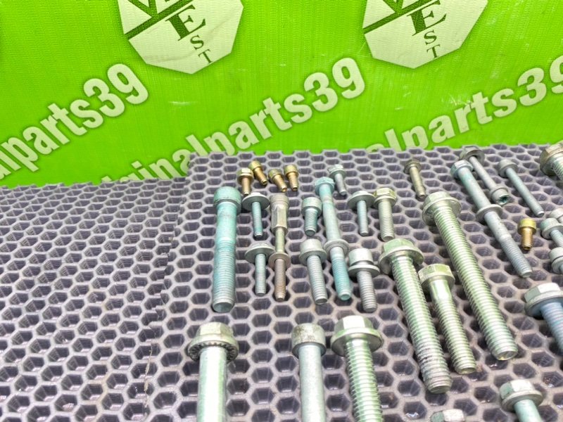 Болты двигателя, 1700 рублей, Калининград