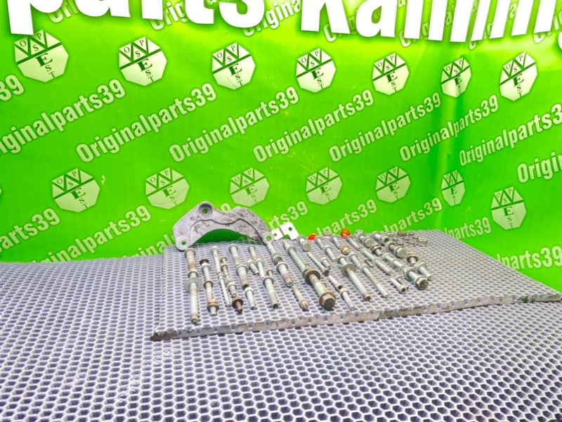 Болты двигателя, 1700 рублей, Калининград