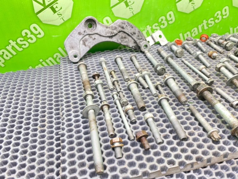 Болты двигателя, 1700 рублей, Калининград