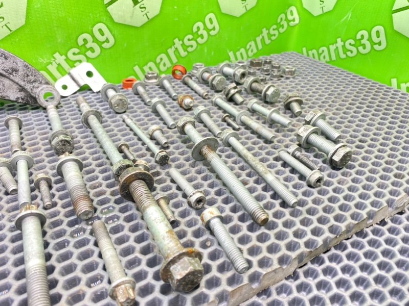 Болты двигателя, 1700 рублей, Калининград