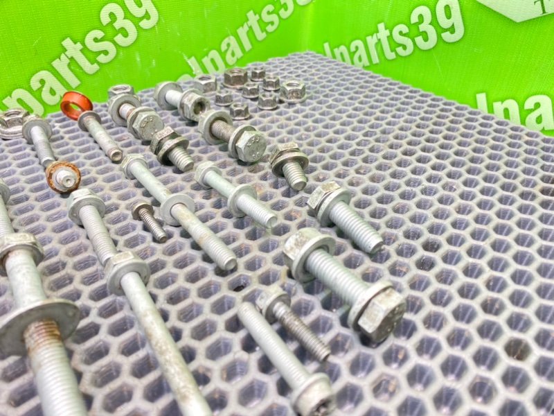 Болты двигателя, 1700 рублей, Калининград