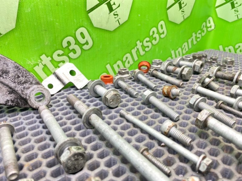 Болты двигателя, 1700 рублей, Калининград