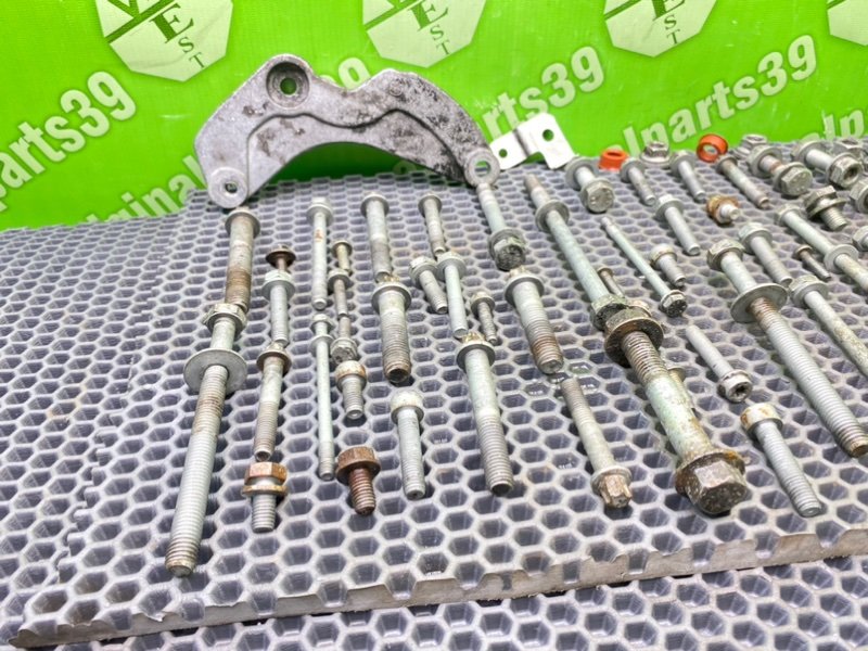 Болты двигателя, 1700 рублей, Калининград