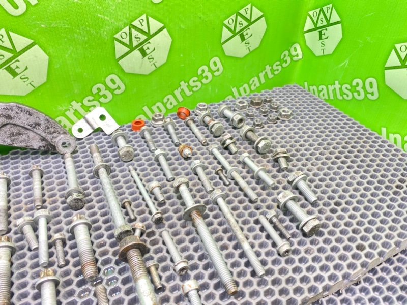 Болты двигателя, 1700 рублей, Калининград