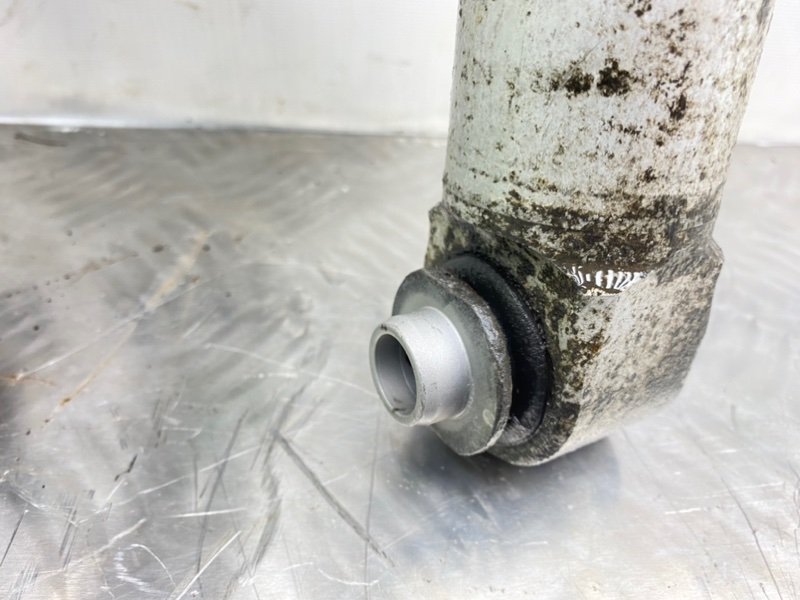 Амортизаторы, 2600 рублей, Калининград