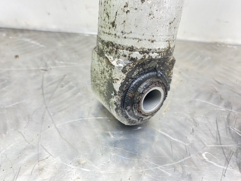 Амортизаторы, 2600 рублей, Калининград