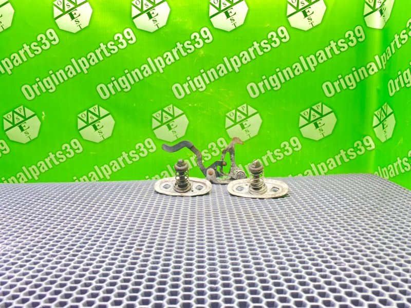 Крюк замка капота, 2000 рублей, Калининград