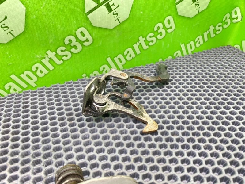 Крюк замка капота, 2000 рублей, Калининград