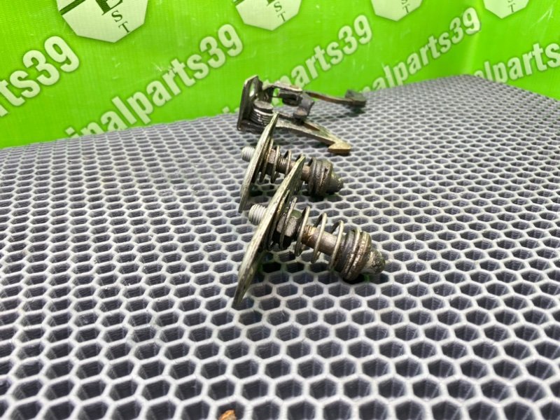 Крюк замка капота, 2000 рублей, Калининград