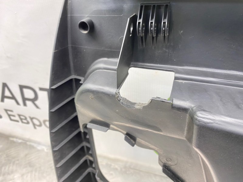 Накладка крышки багажника, 1700 рублей, Калининград