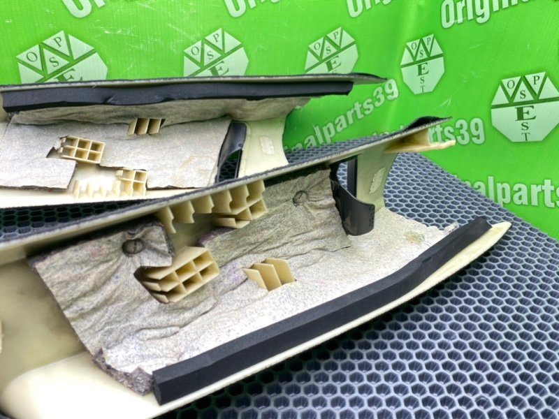 Обшивки стоек, 3300 рублей, Калининград