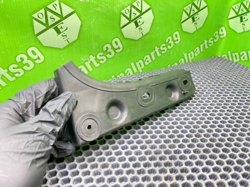 Кронштейн бампера, 1300 рублей, Калининград