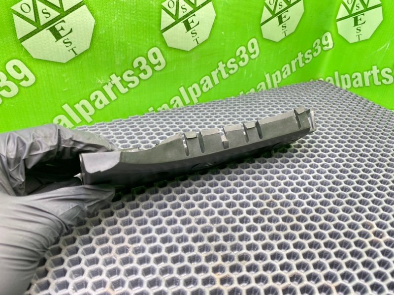 Кронштейн бампера, 1300 рублей, Калининград