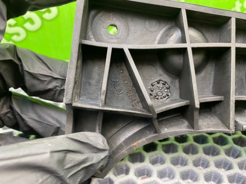 Кронштейн бампера, 1300 рублей, Калининград