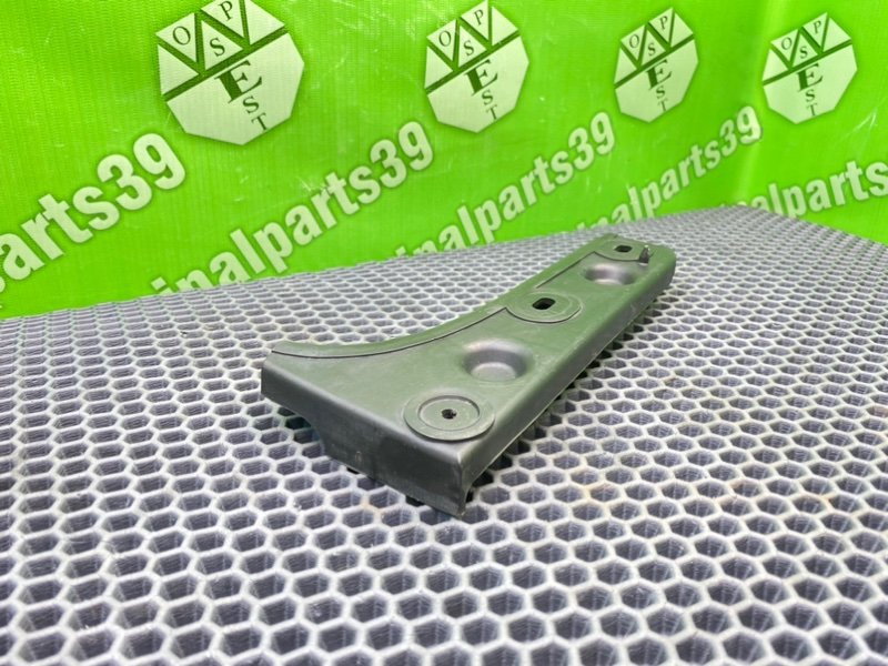 Кронштейн бампера, 1300 рублей, Калининград