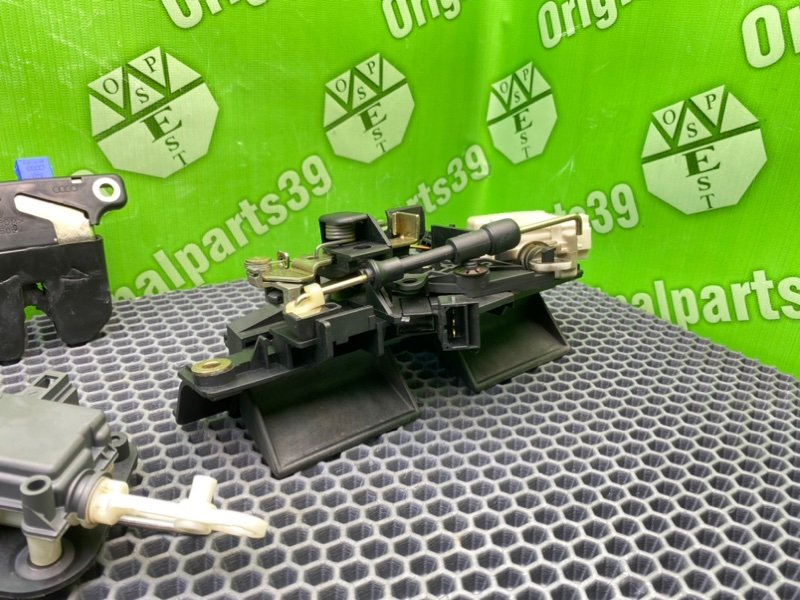 Ручка багажника, 1800 рублей, Калининград