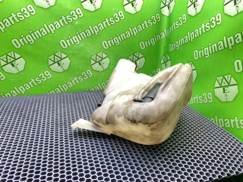 Бачок стеклоомывателя, 1000 рублей, Калининград