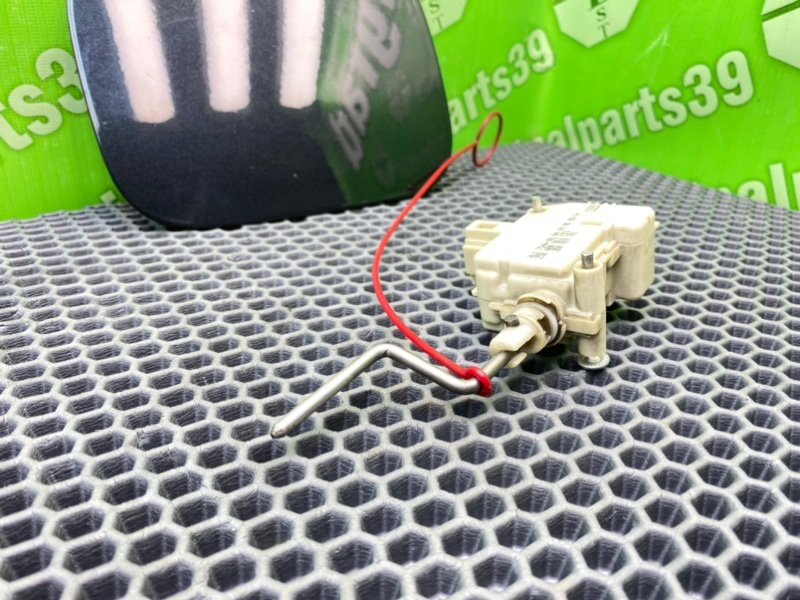 Лючок бензобака, 1500 рублей, Калининград