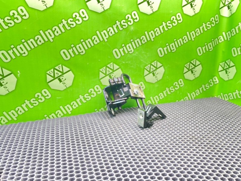 Петли дверей, 1600 рублей, Калининград