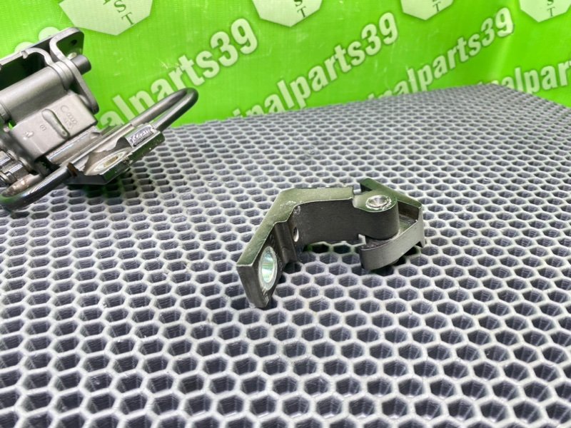 Петли дверей, 1600 рублей, Калининград